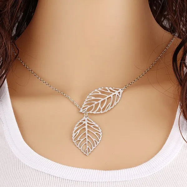 2019 Fashion New Personality Peach Heart Love Long Pendant Women's Necklace Metal Birthday Gift Jewelry Statement Necklace