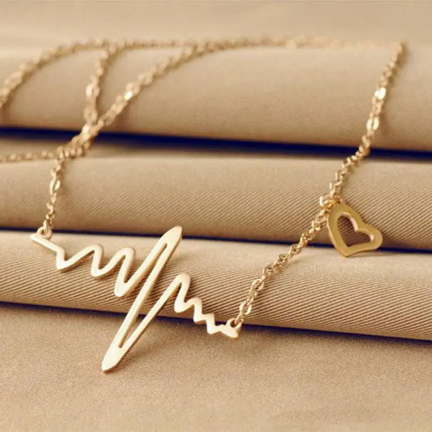 2019 Fashion New Personality Peach Heart Love Long Pendant Women's Necklace Metal Birthday Gift Jewelry Statement Necklace