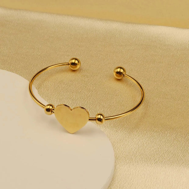 Stainless Steel Heart Bracelet for Women Cuff Bracelets on Hand Couple Fashion Bangles Jewellery Accessories Gift