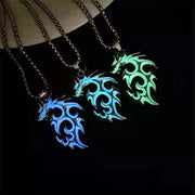 Punk Luminous Dragon Jewelry Pendant Necklace Glow In The Dark Animal Fluorescence Necklaces for Men Women Jewellery Accessories